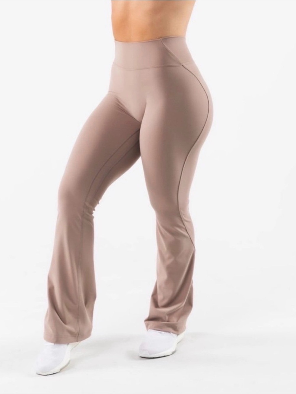 Alphalete flared leggings